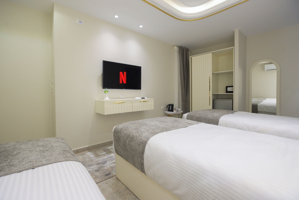 Standard Triple Room photo 2