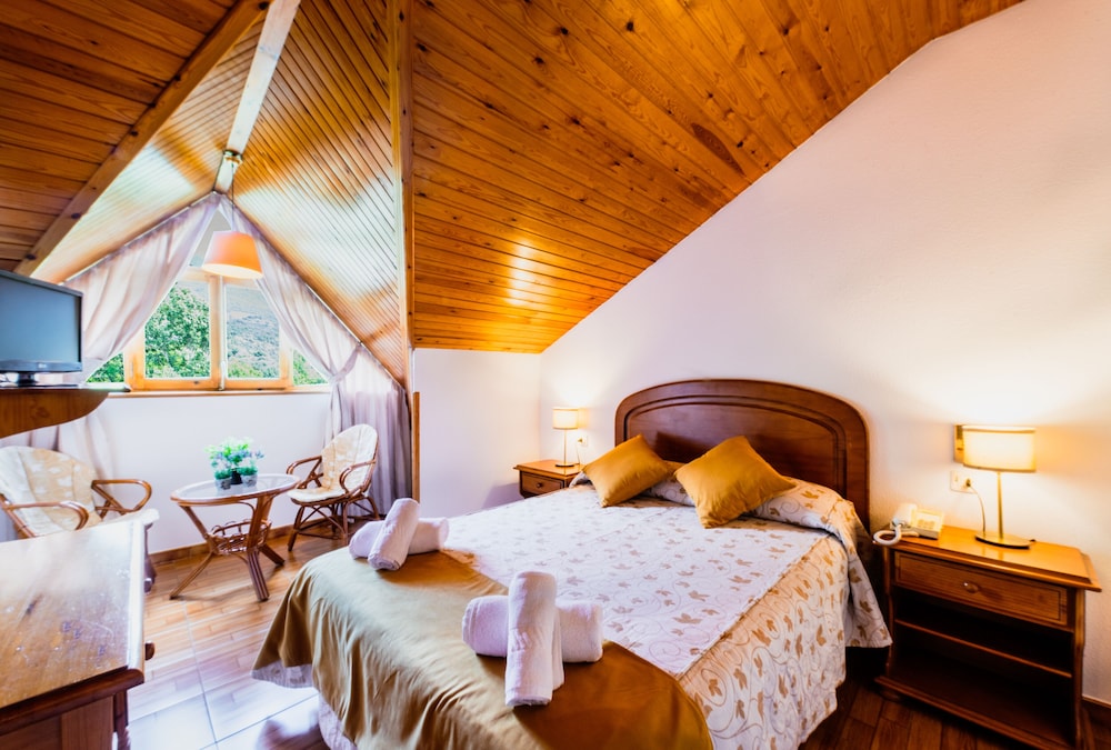 Deluxe Double Room photo 2