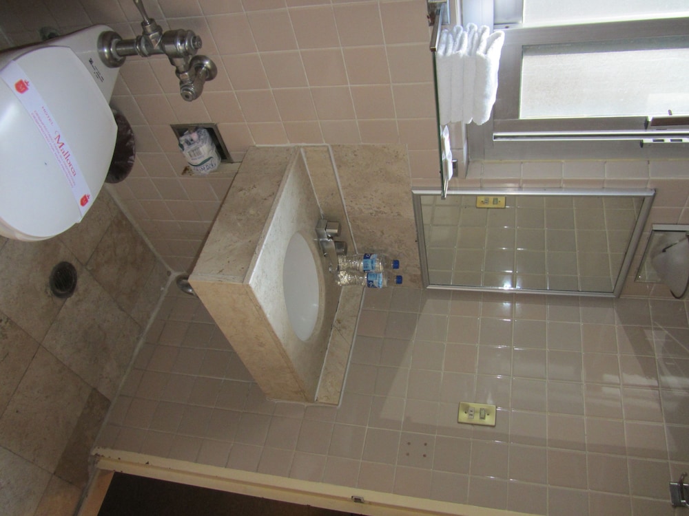 Standard Room photo 2
