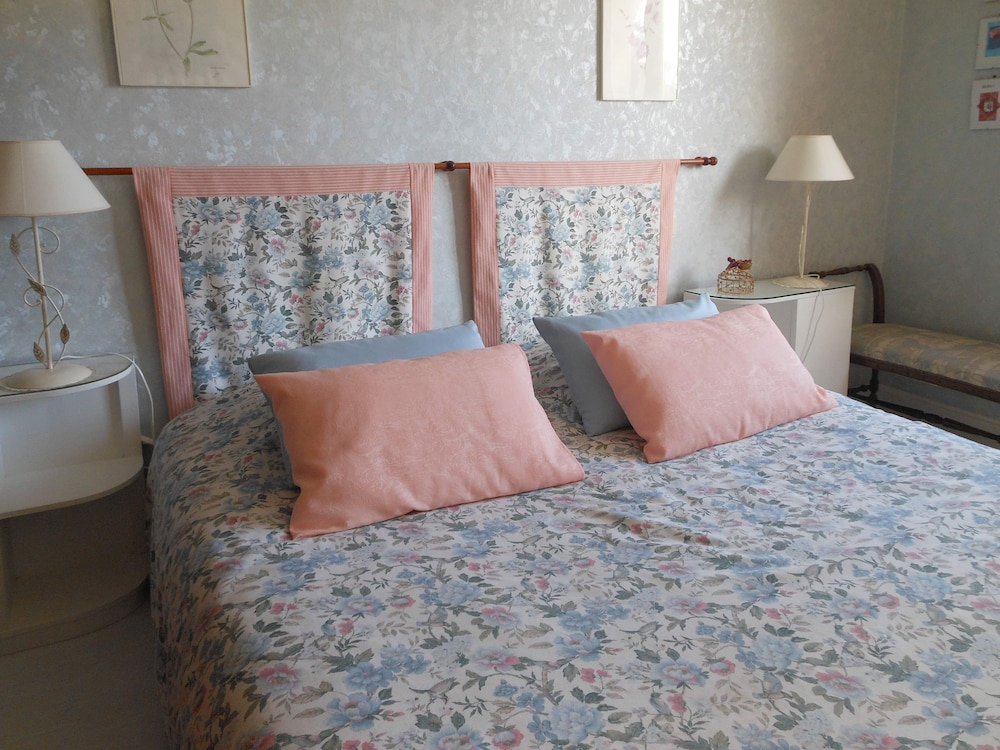 Comfort Double Room (Fleurs Et Oiseaux) photo 3