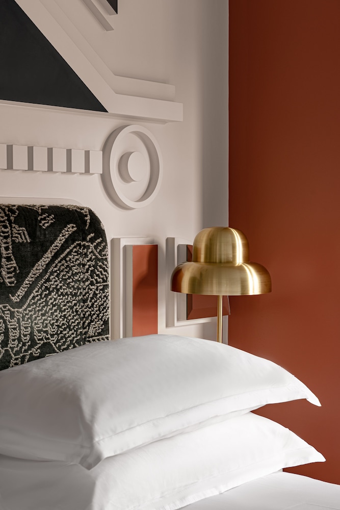 Superior Room (Floral)