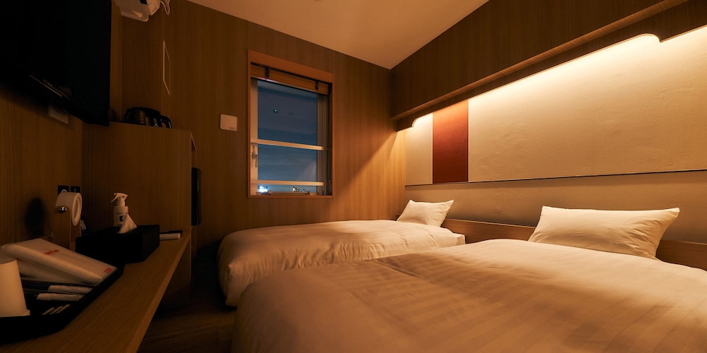 Twin Room, Non Smoking photo 3