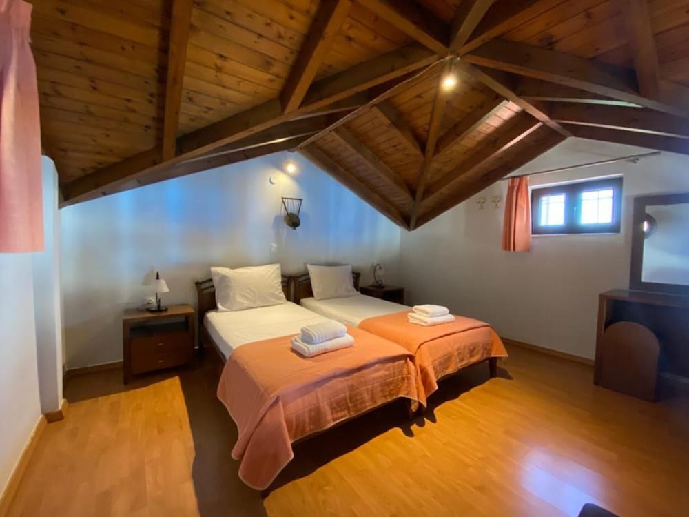 Villa photo 1