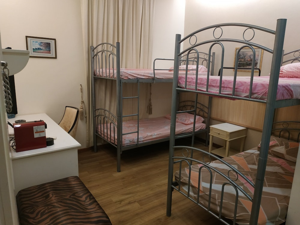 Quadruple Room (4 Pax) photo 1