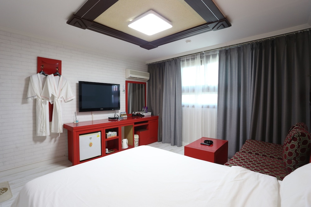 Standard Double Room photo 3