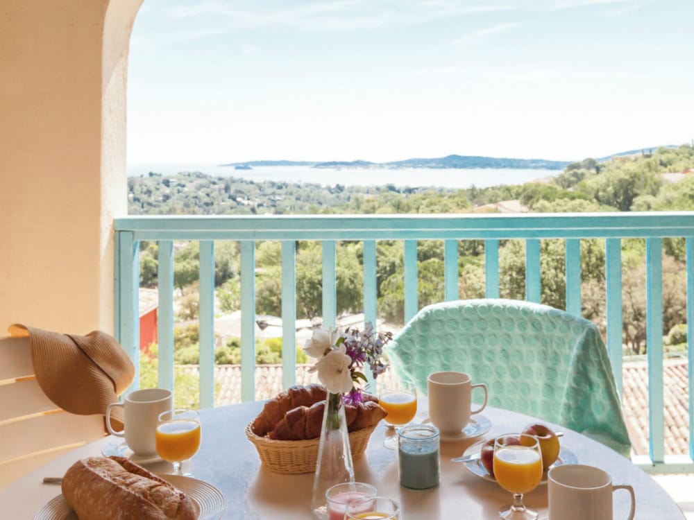 Apartment 4 people - 1 bedroom - Terrace or Balcony - Sea view photo 1