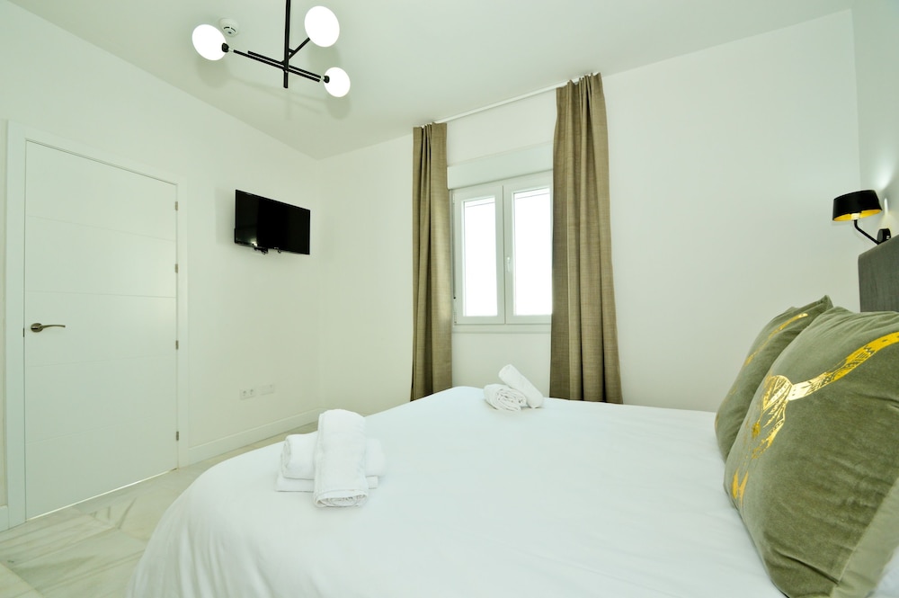 Suite, 4 Bedrooms, Terrace (9)