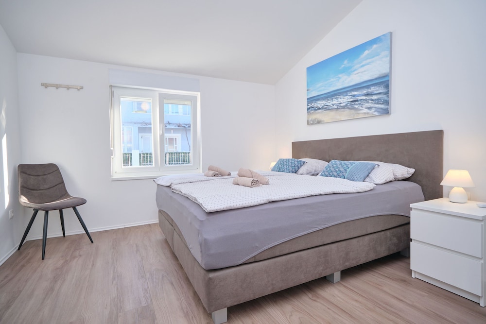Standard Room photo 2