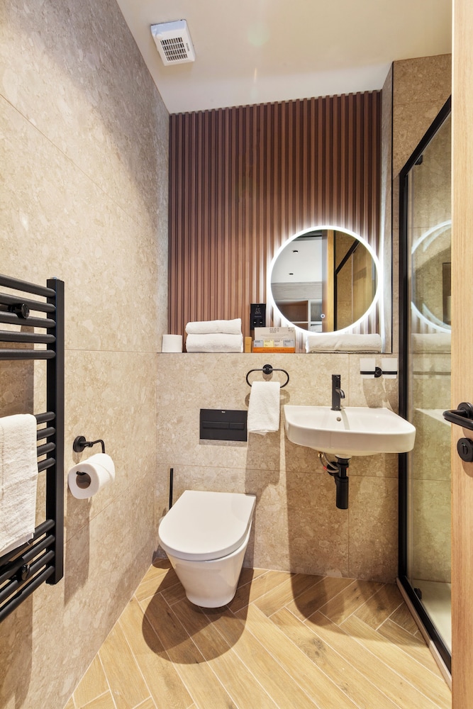 One Bedroom with Seaview photo 2