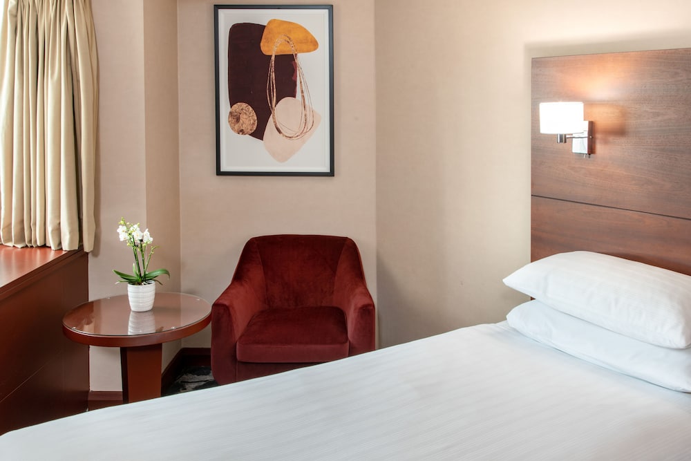 Standard Twin Room photo 2