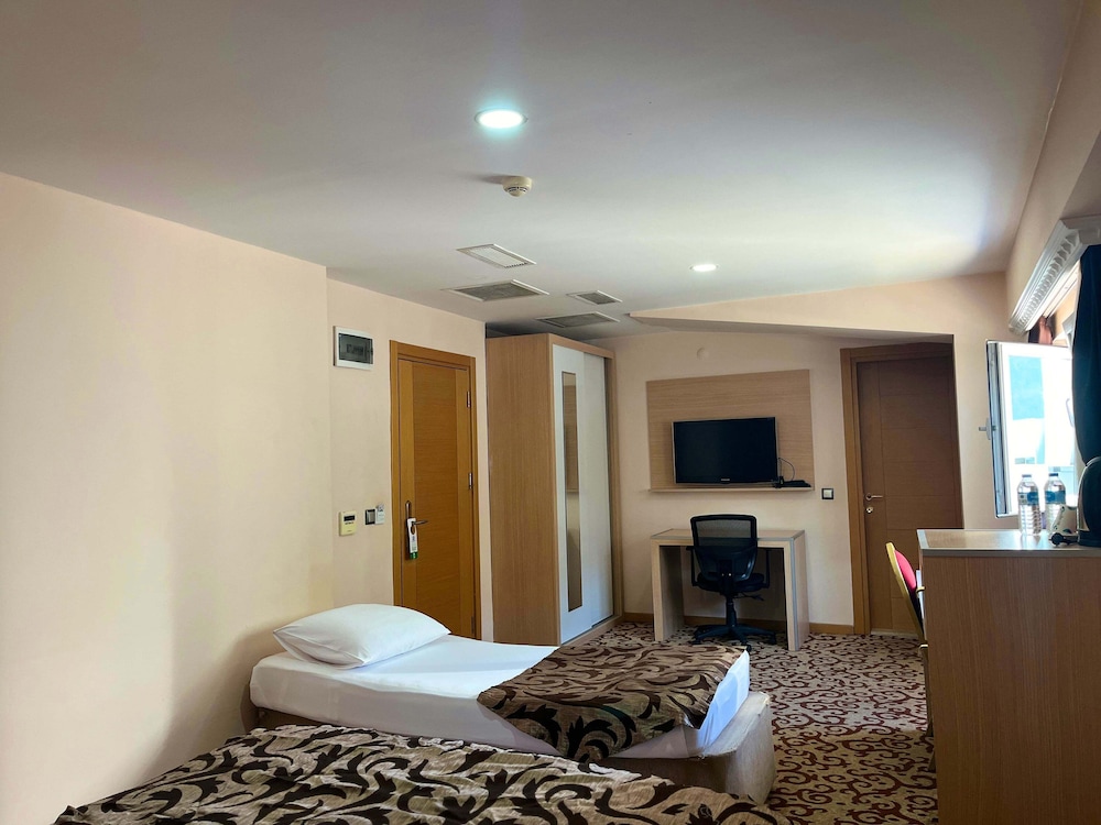 Quarto Triplo Standard