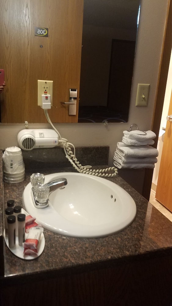 Suite, 1 Queen Bed, Non Smoking - Photo 4