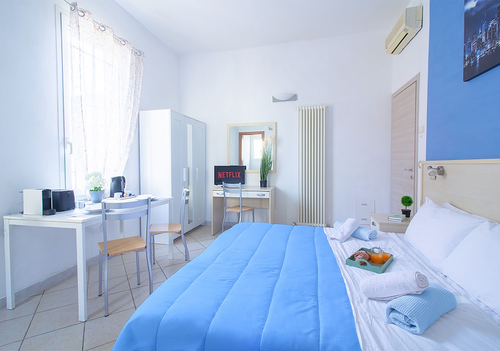 Classic Double Room, 1 Bedroom, Ensuite, Ground Floor