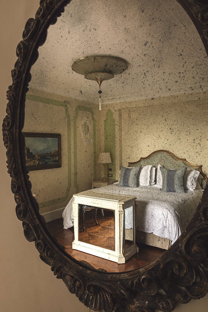 Available room