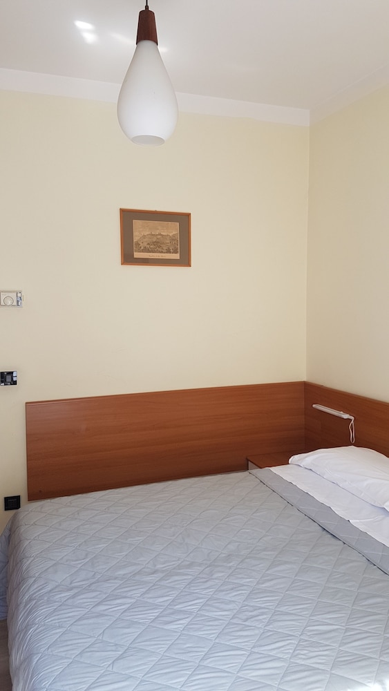 Classic Double Room photo 2
