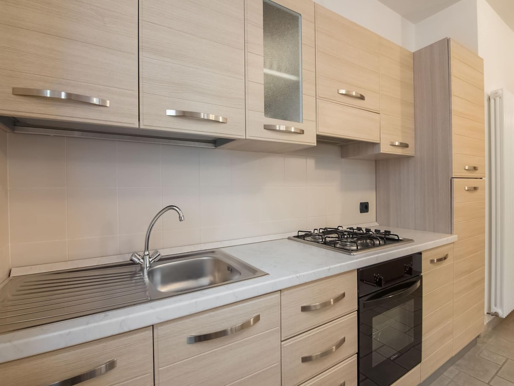 Comfort Apartment, 2 Bedrooms photo 3