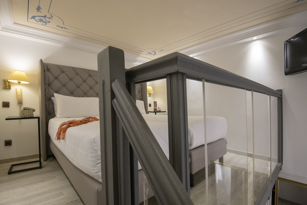 Junior Suite - Photo 6