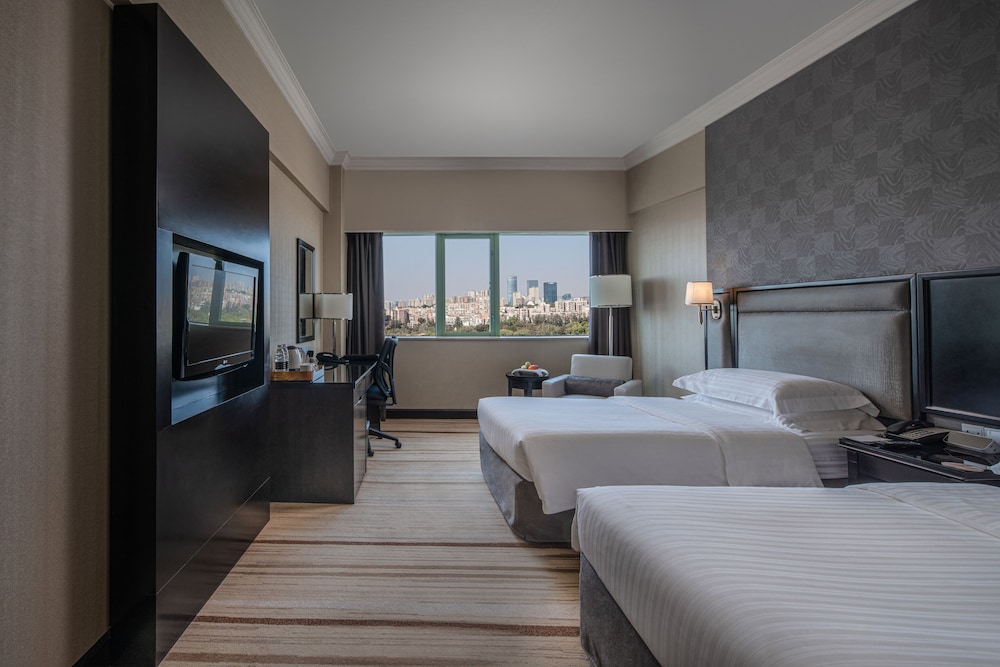 Deluxe Room - Photo 1