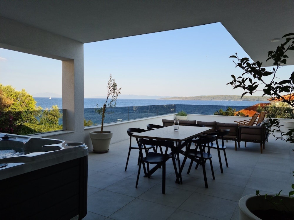 DONJI APT photo 2