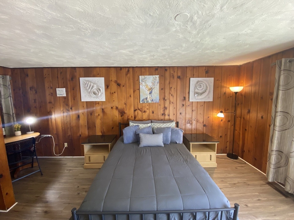 Economy Cabin photo 3