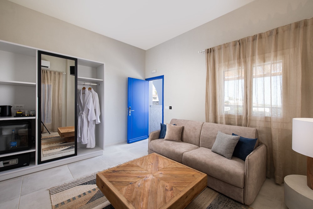 Suite, 1 Bedroom, Balcony