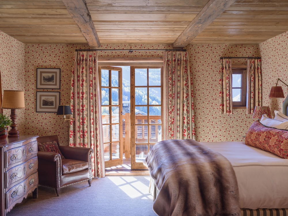 Superior Room, 1 King Bed photo 1