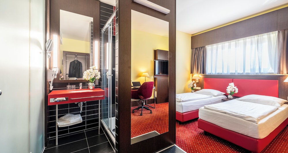 Standard Double Room - Photo 4