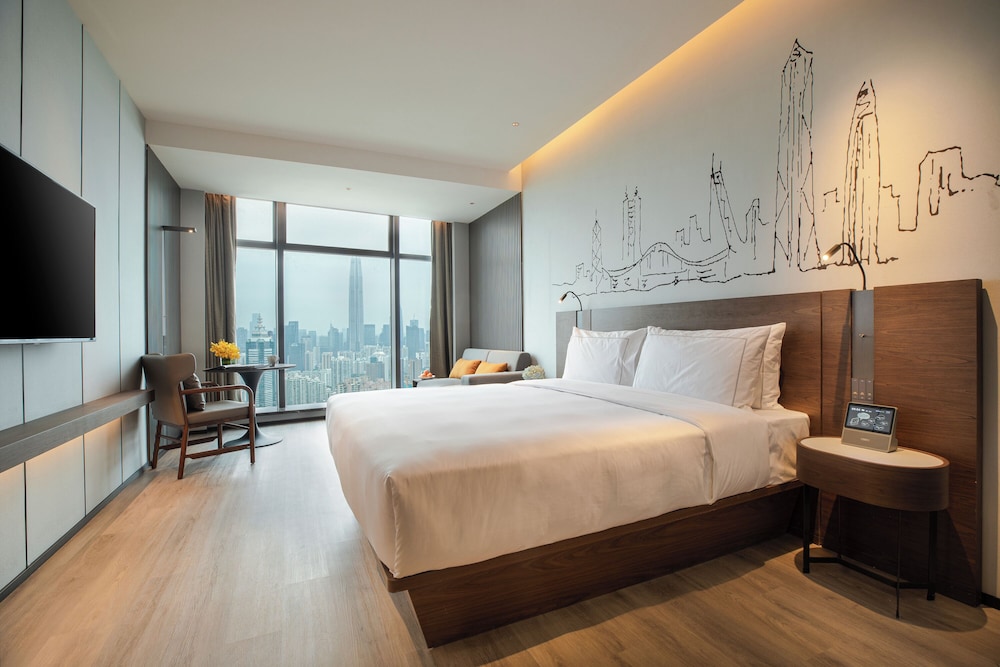 Deluxe Double Room with City View photo 1