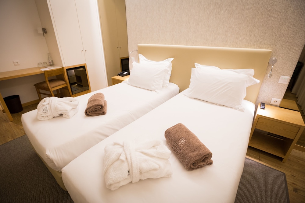 Standard Double Room Single Use photo 3