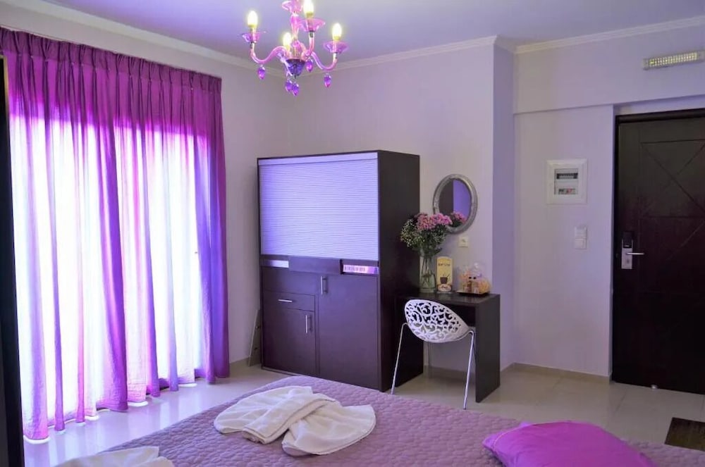 Economy Double Room photo 1