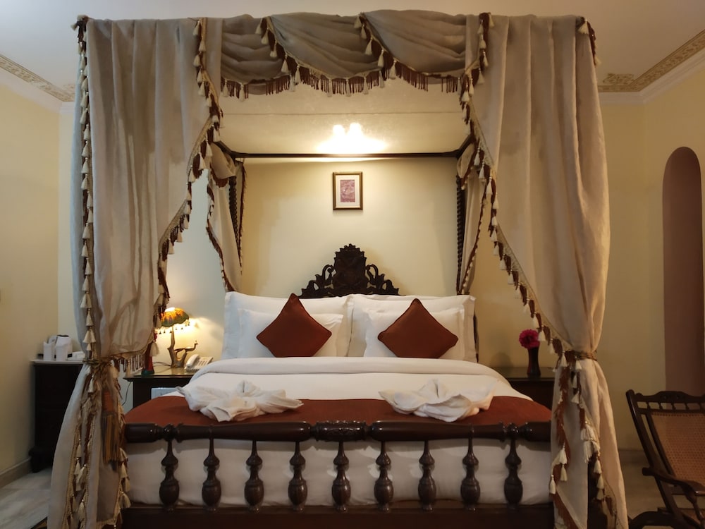Royal Suite, 1 Double Bed photo 3