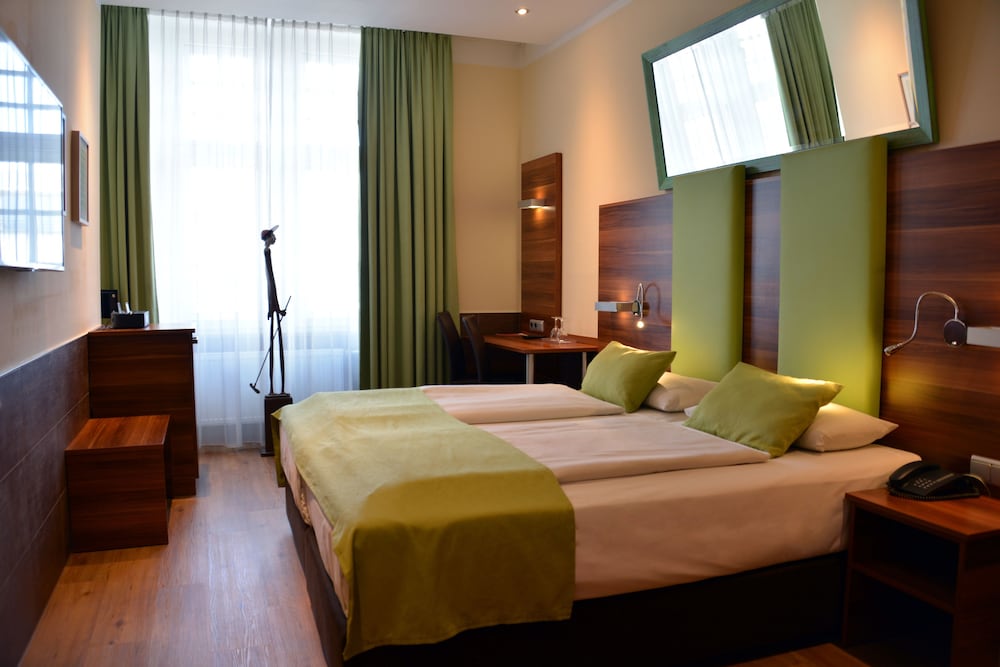 Standard Double Room photo 1