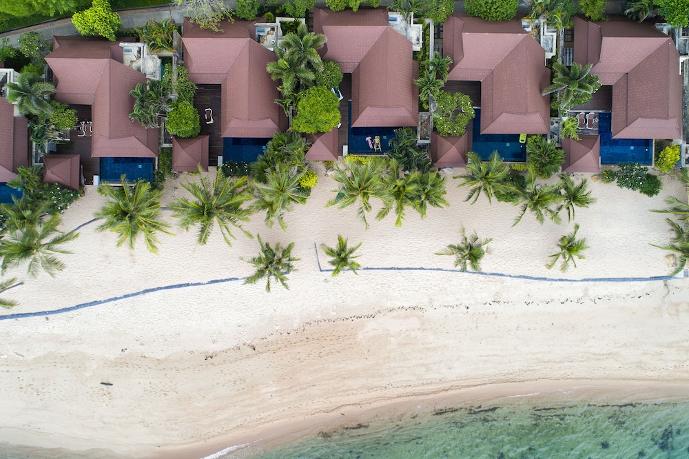 Beachfront Pool Villa Suite (Adult Only) - Photo 18