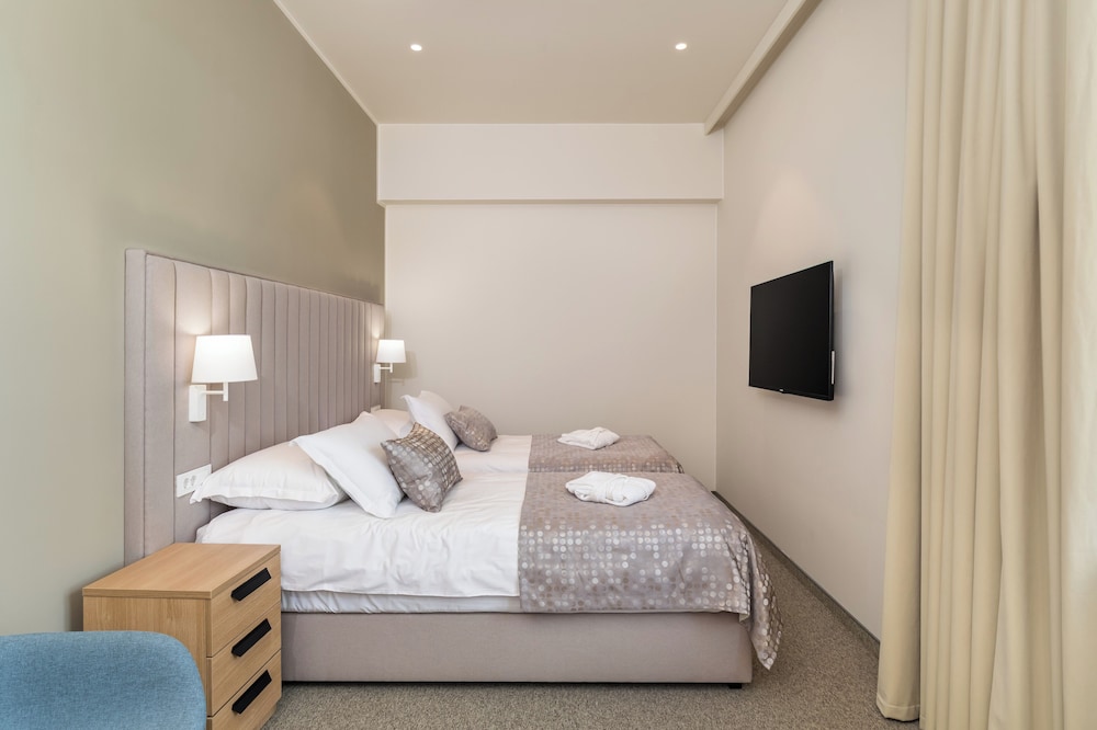 Standard Twin Room, Sea View