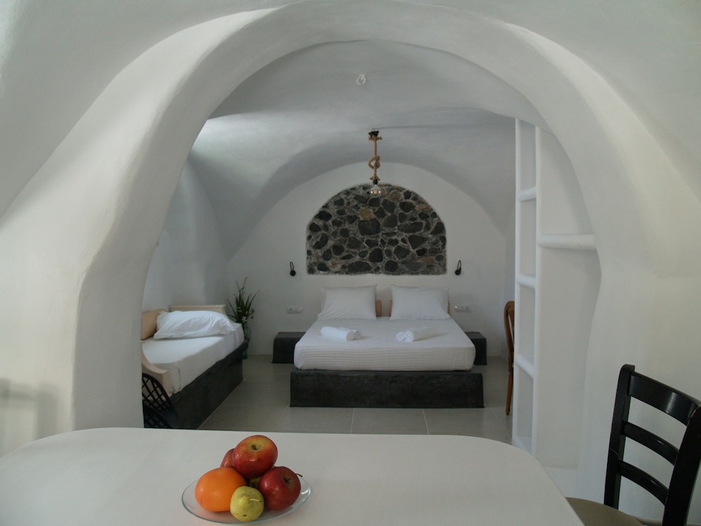 Triple Room - Photo 1