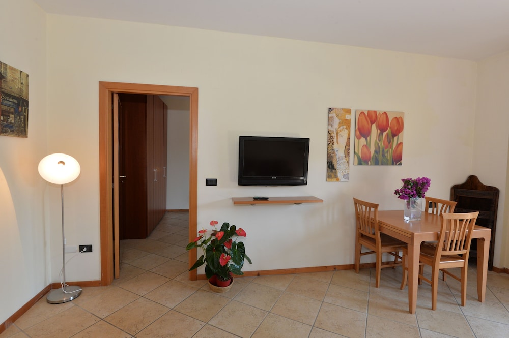 Family Apartment photo 1