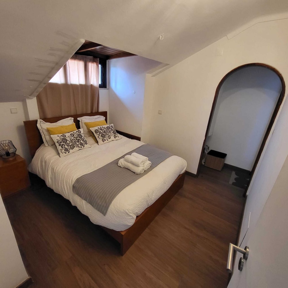 Exclusive Penthouse, 3 Bedrooms, Kitchenette, City View photo 2