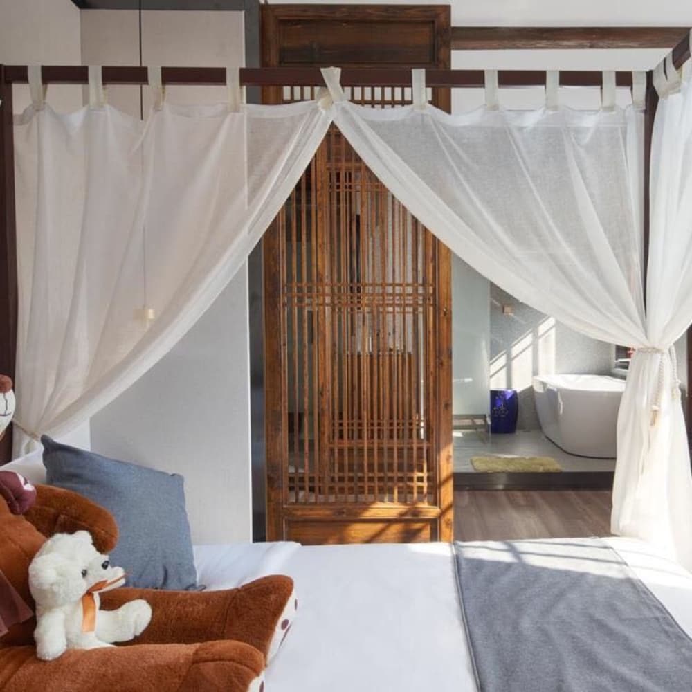 Romantic Double Room, Non Smoking photo 2