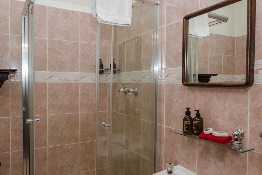 Luxury Room (1) - Photo 19