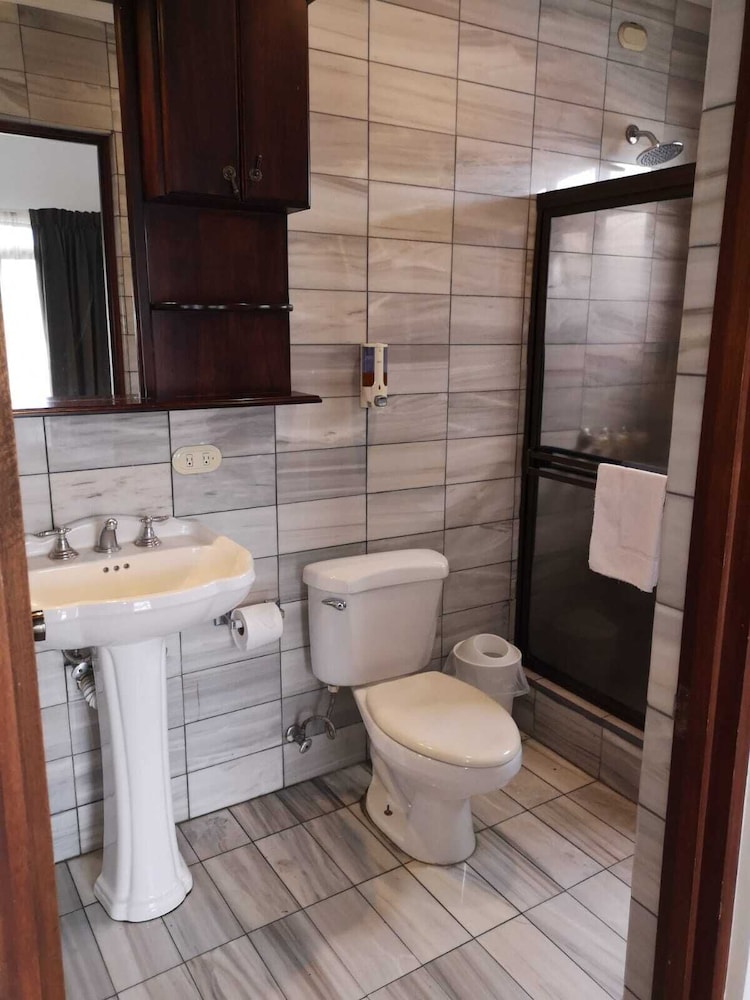 Family Apartment - Photo 7