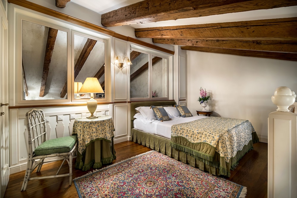 Classic Double Room, Tower (in Barchessa) photo 2