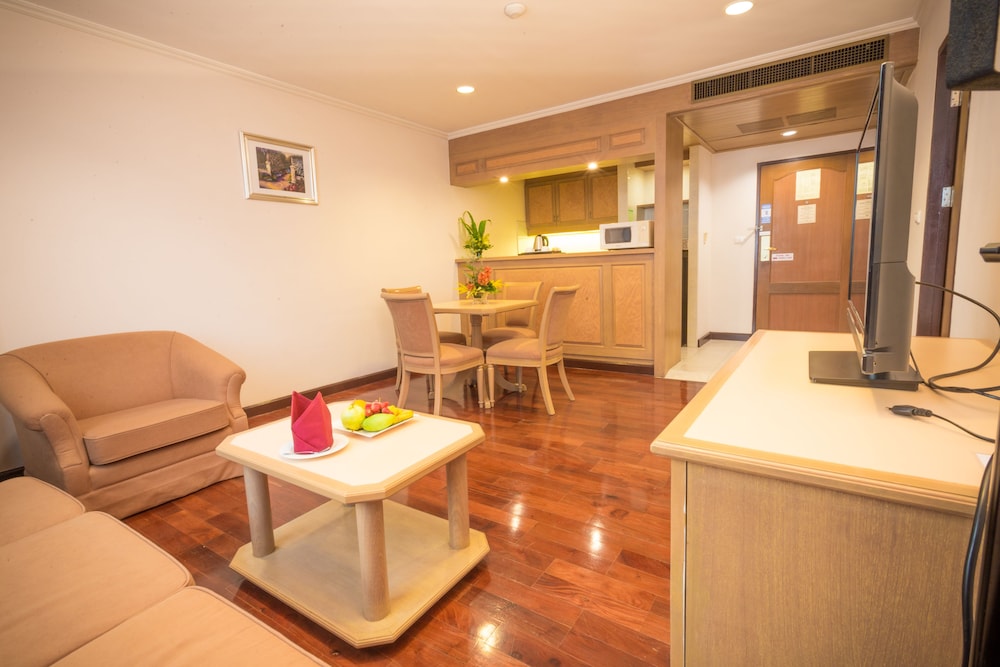 Executive Suite photo 1