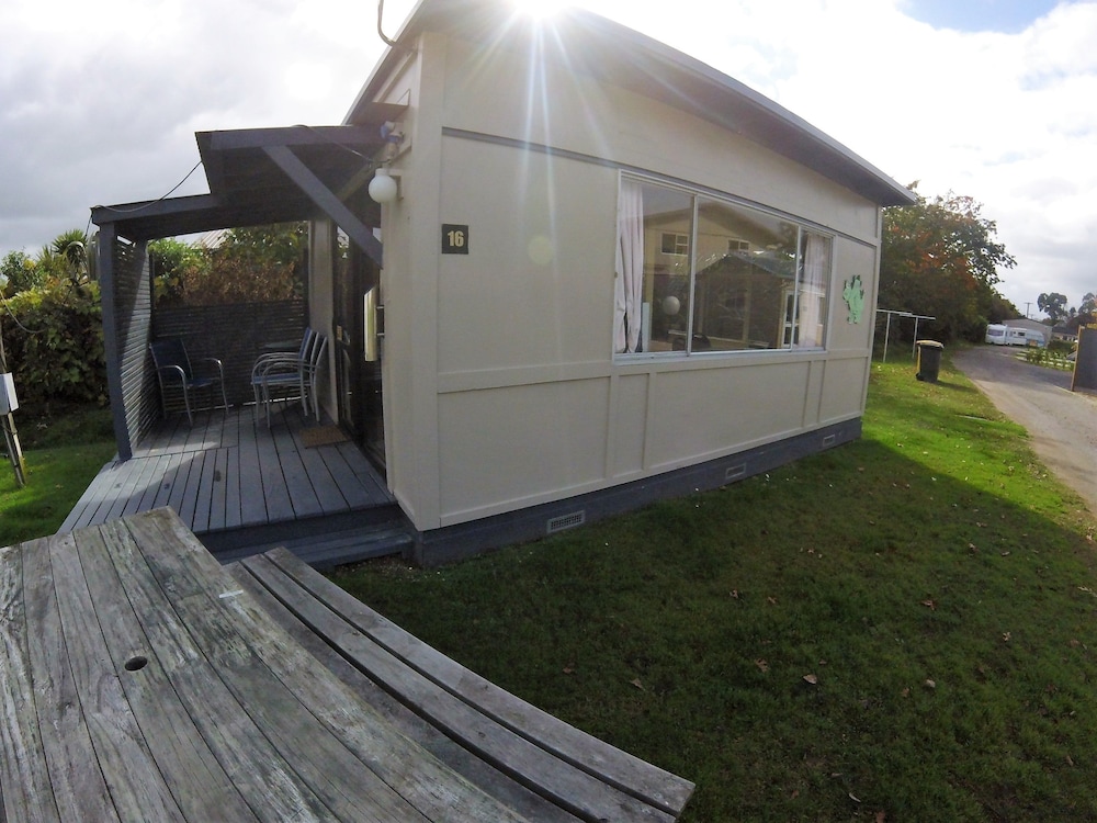 Standard Cabin 16