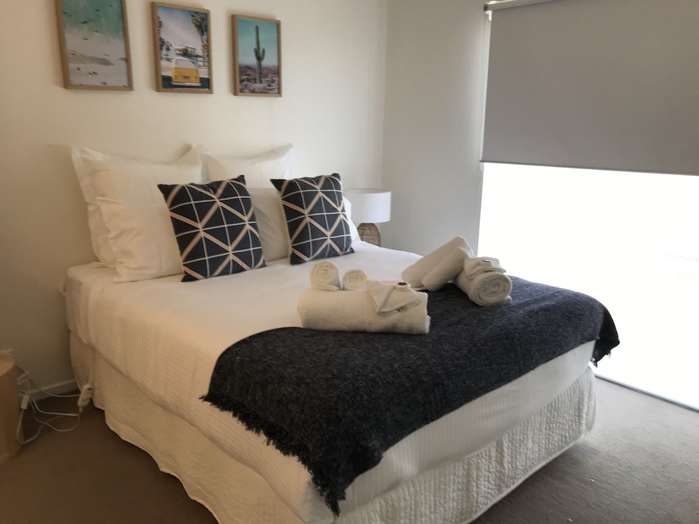 Deluxe Townhome photo 1