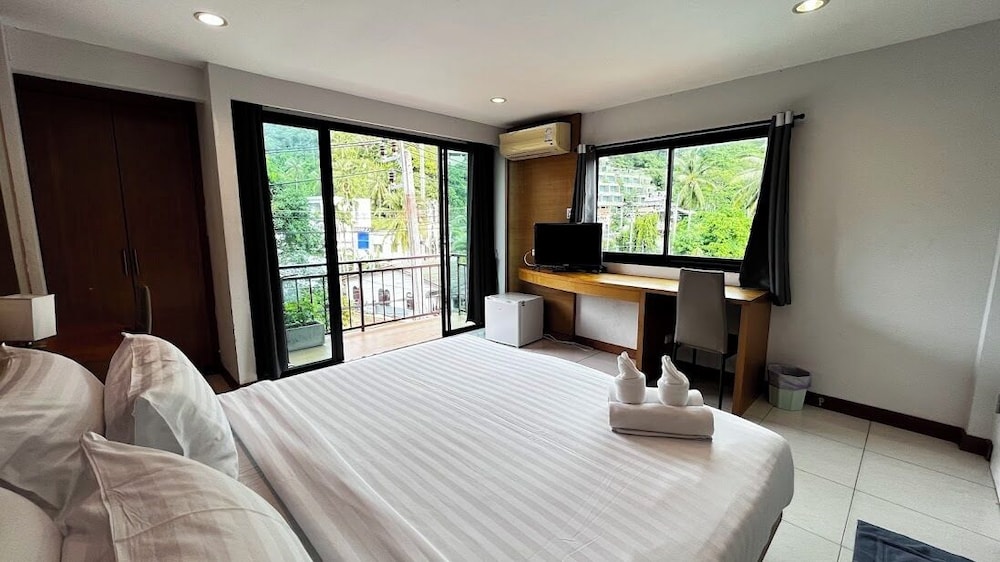 Double Room, Balcony - Photo 11