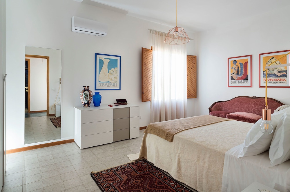 Villa photo 3