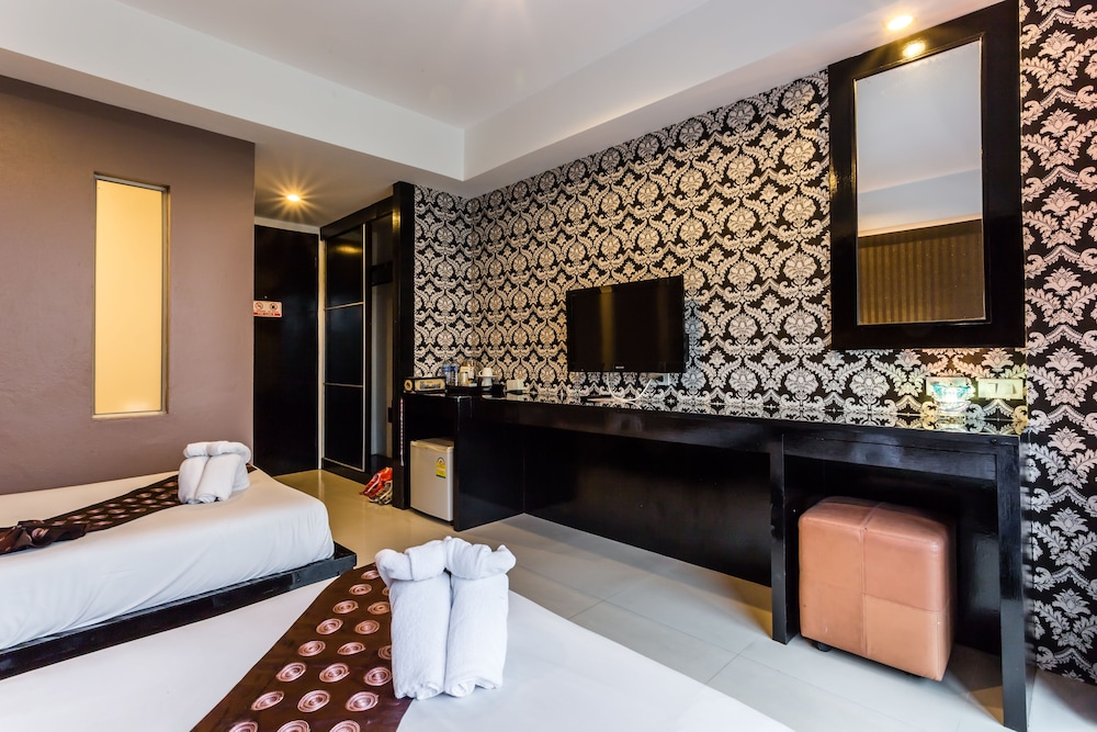 Deluxe Twin Room, 2 Twin Beds - Photo 4