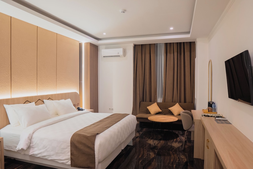 Grand Room