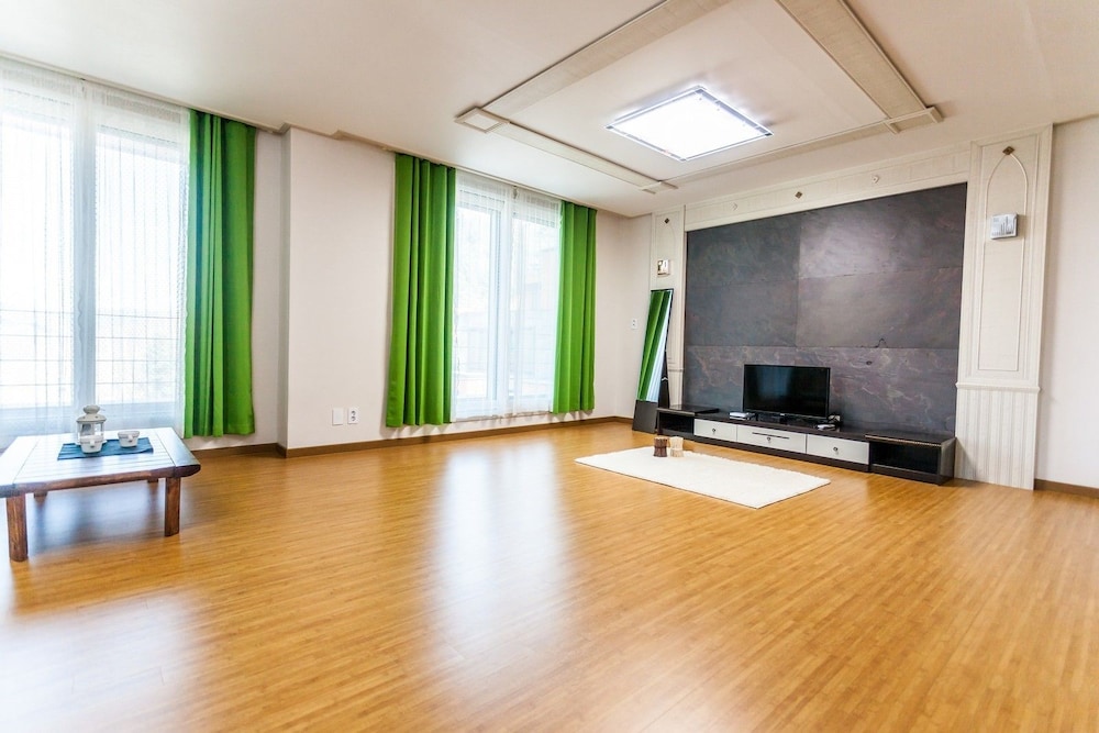 Standard Room (Ondol Type) photo 1