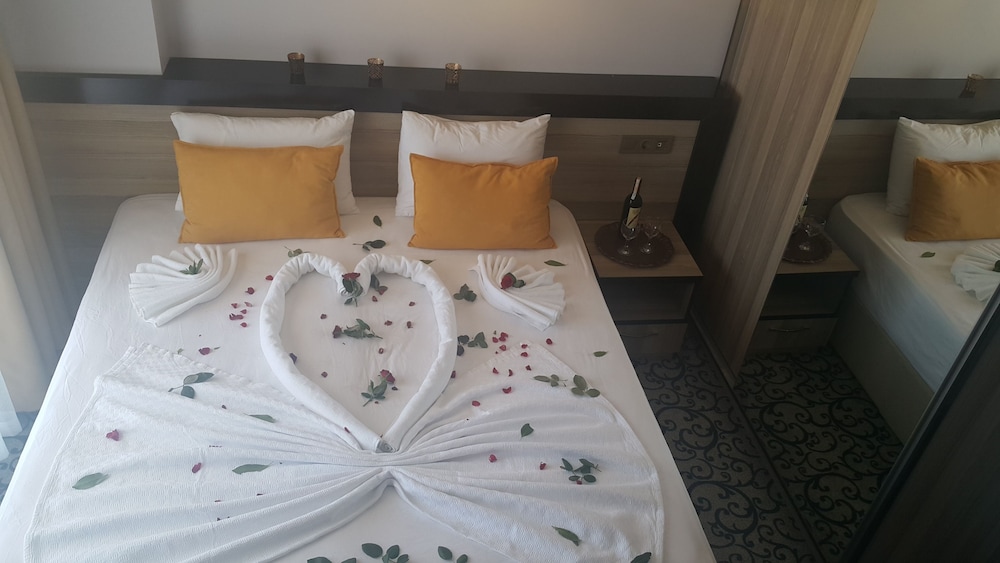 Standard Room, City View